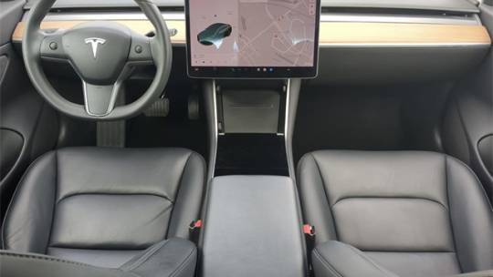 2019 Tesla Model 3 5YJ3E1EA5KF410674