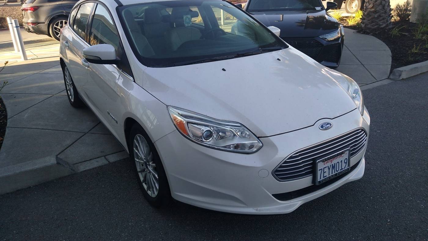 2014 Ford Focus 1FADP3R41EL300453