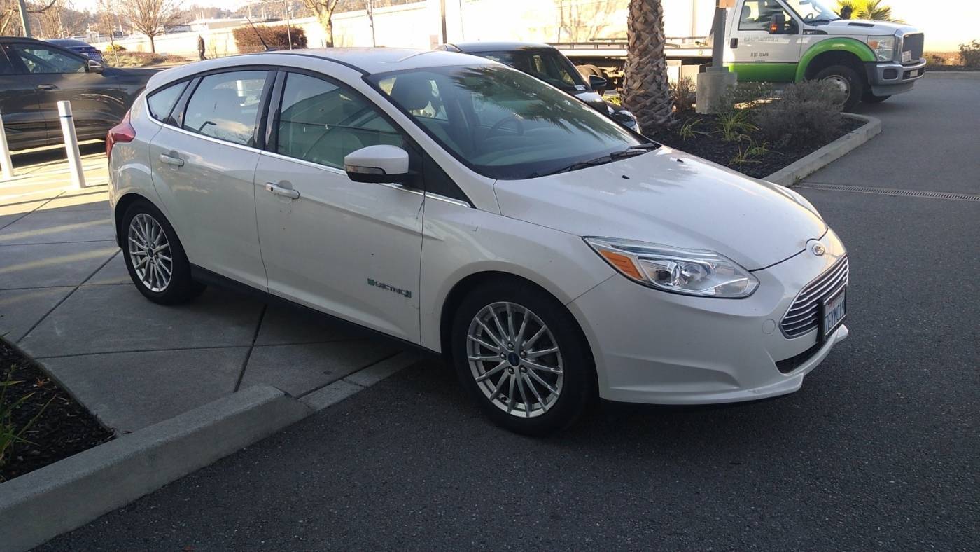 2014 Ford Focus 1FADP3R41EL300453