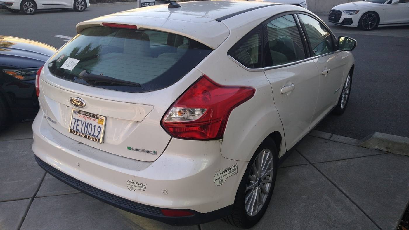 2014 Ford Focus 1FADP3R41EL300453