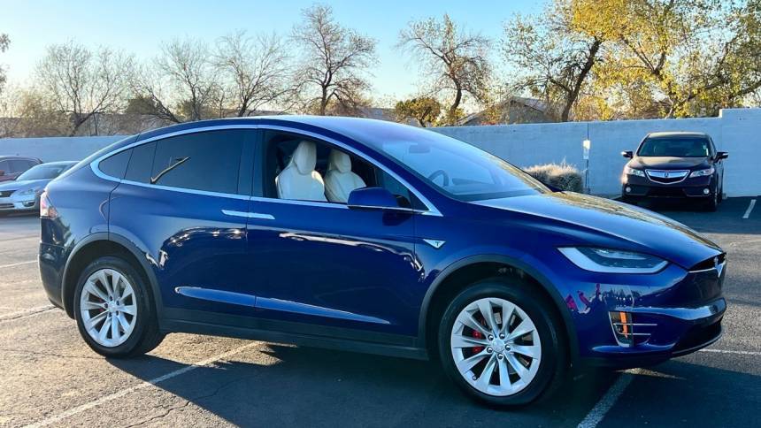 2016 Tesla Model X 5YJXCBE45GF007695