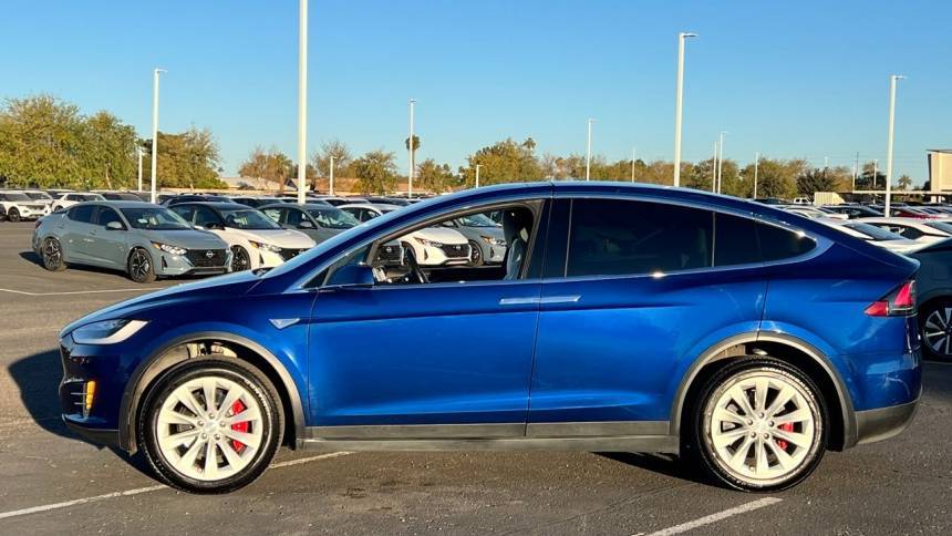 2016 Tesla Model X 5YJXCBE45GF007695