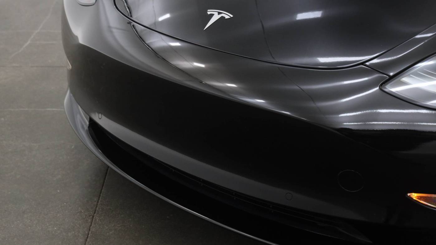 2019 Tesla Model 3 5YJ3E1EAXKF300705