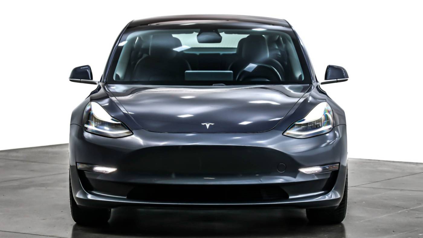 2018 Tesla Model 3 5YJ3E1EAXJF043513