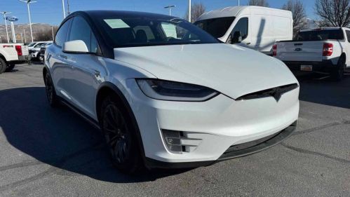 2018 Tesla Model X 5YJXCDE23JF127271