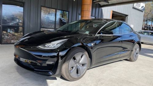 2019 Tesla Model 3 5YJ3E1EB6KF193404