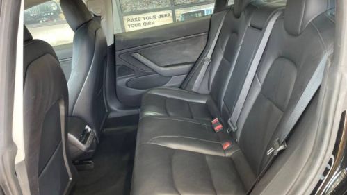 2019 Tesla Model 3 5YJ3E1EB6KF193404