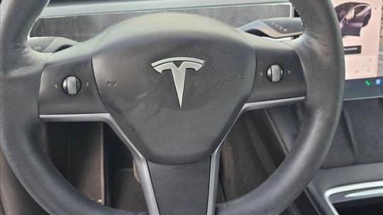 2021 Tesla Model Y 5YJYGAEE4MF216210