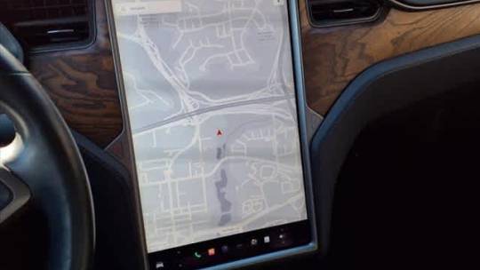 2018 Tesla Model X 5YJXCDE23JF141512