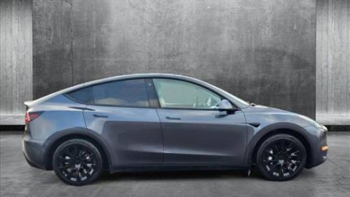 2021 Tesla Model Y 5YJYGAEE4MF216210