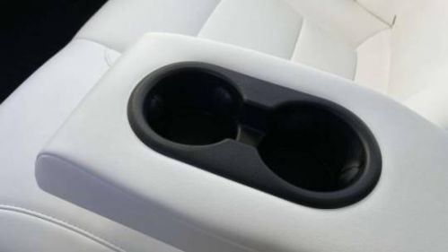 2021 Tesla Model 3 5YJ3E1EA2MF084934