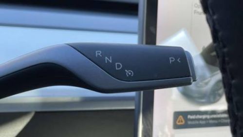 2021 Tesla Model 3 5YJ3E1EA2MF084934
