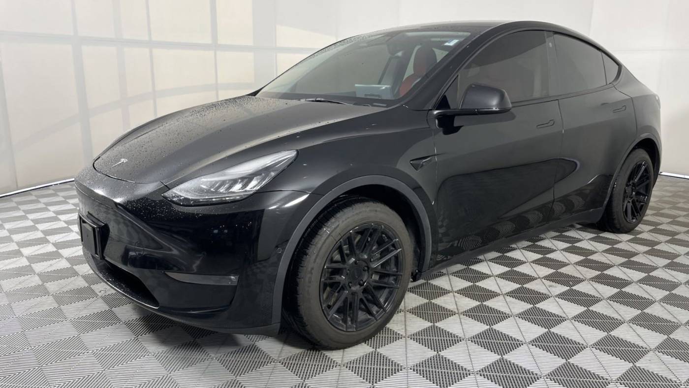 2021 Tesla Model Y 5YJYGDEE6MF114280