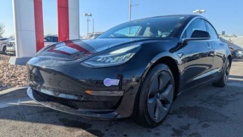 2019 Tesla Model 3 5YJ3E1EAXKF399705