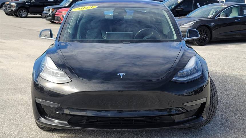 2018 Tesla Model 3 5YJ3E1EA9JF017503