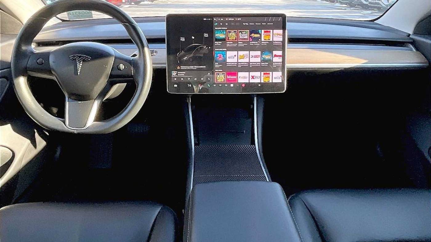 2018 Tesla Model 3 5YJ3E1EBXJF182467