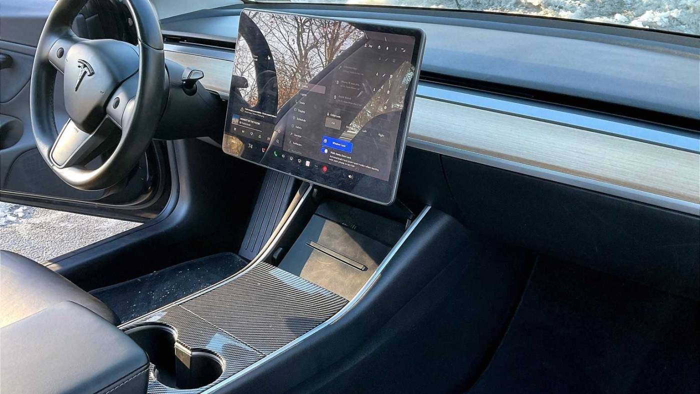 2018 Tesla Model 3 5YJ3E1EBXJF182467