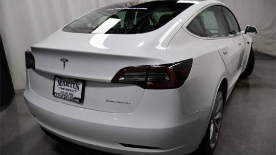 2020 Tesla Model 3 5YJ3E1EB5LF712413