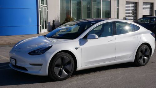 2018 Tesla Model 3 5YJ3E1EBXJF086242