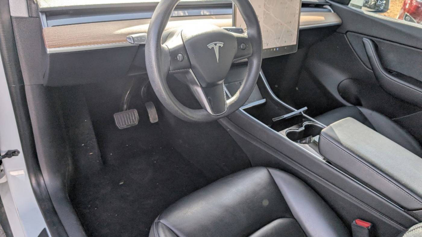 2020 Tesla Model Y 5YJYGDEEXLF054955