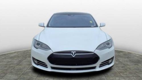 2015 Tesla Model S 5YJSA1E4XFF102696