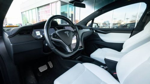 2020 Tesla Model X 5YJXCDE40LF264737