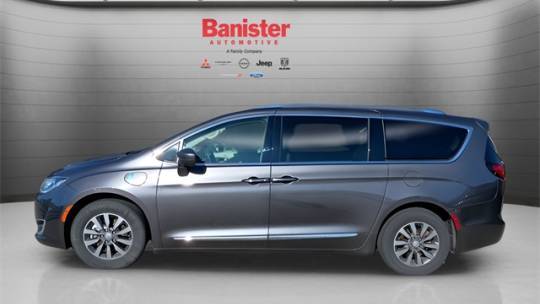 2019 Chrysler Pacifica 2C4RC1L79KR687016