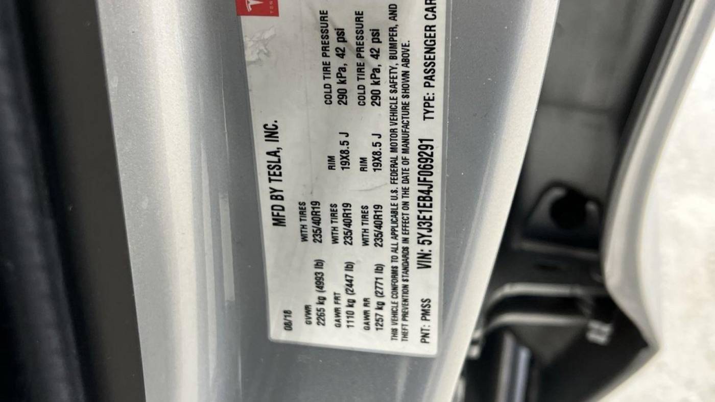 2018 Tesla Model 3 5YJ3E1EB4JF069291