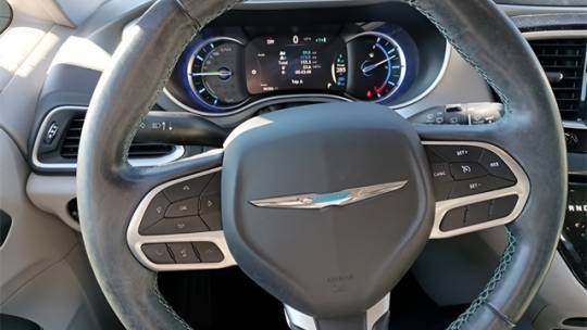 2019 Chrysler Pacifica 2C4RC1L79KR687016