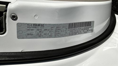 2018 Chrysler Pacifica 2C4RC1N76JR105434