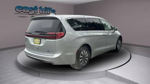 2022 Chrysler Pacifica 2C4RC1L77NR216356