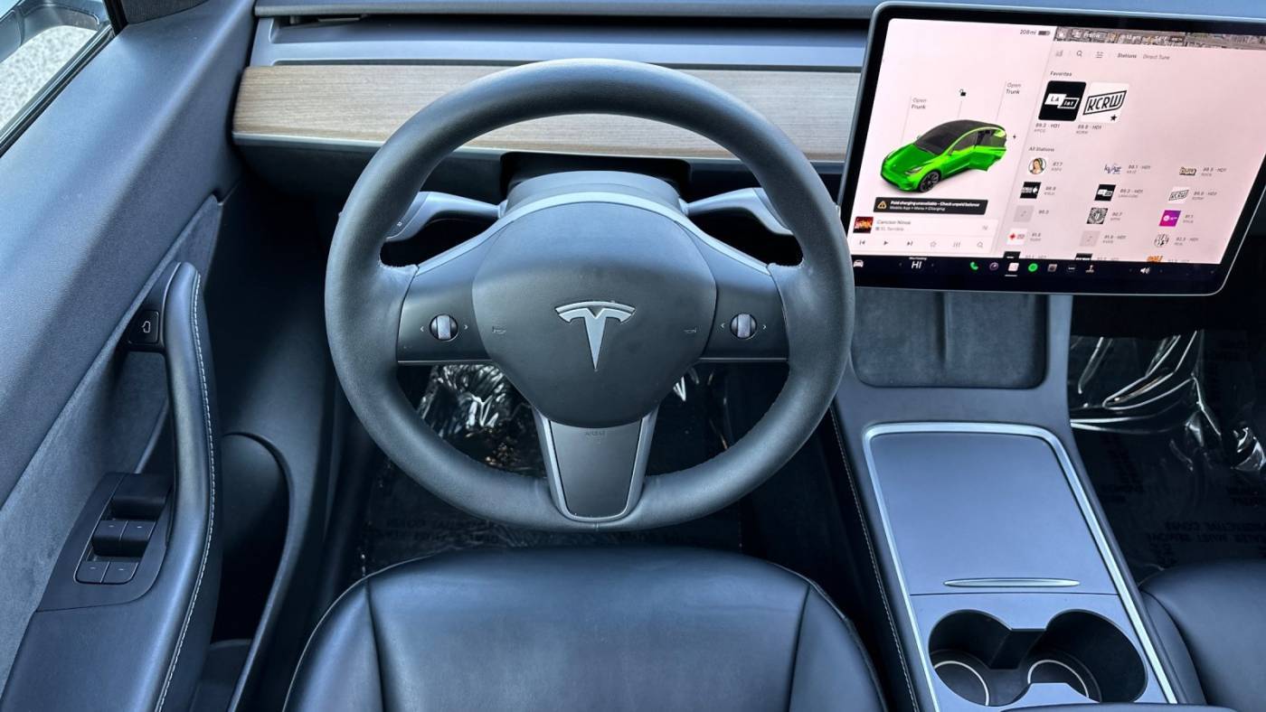 2021 Tesla Model Y 5YJYGAEE0MF272810