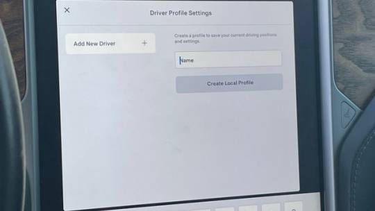 2018 Tesla Model X 5YJXCAE28JF135901