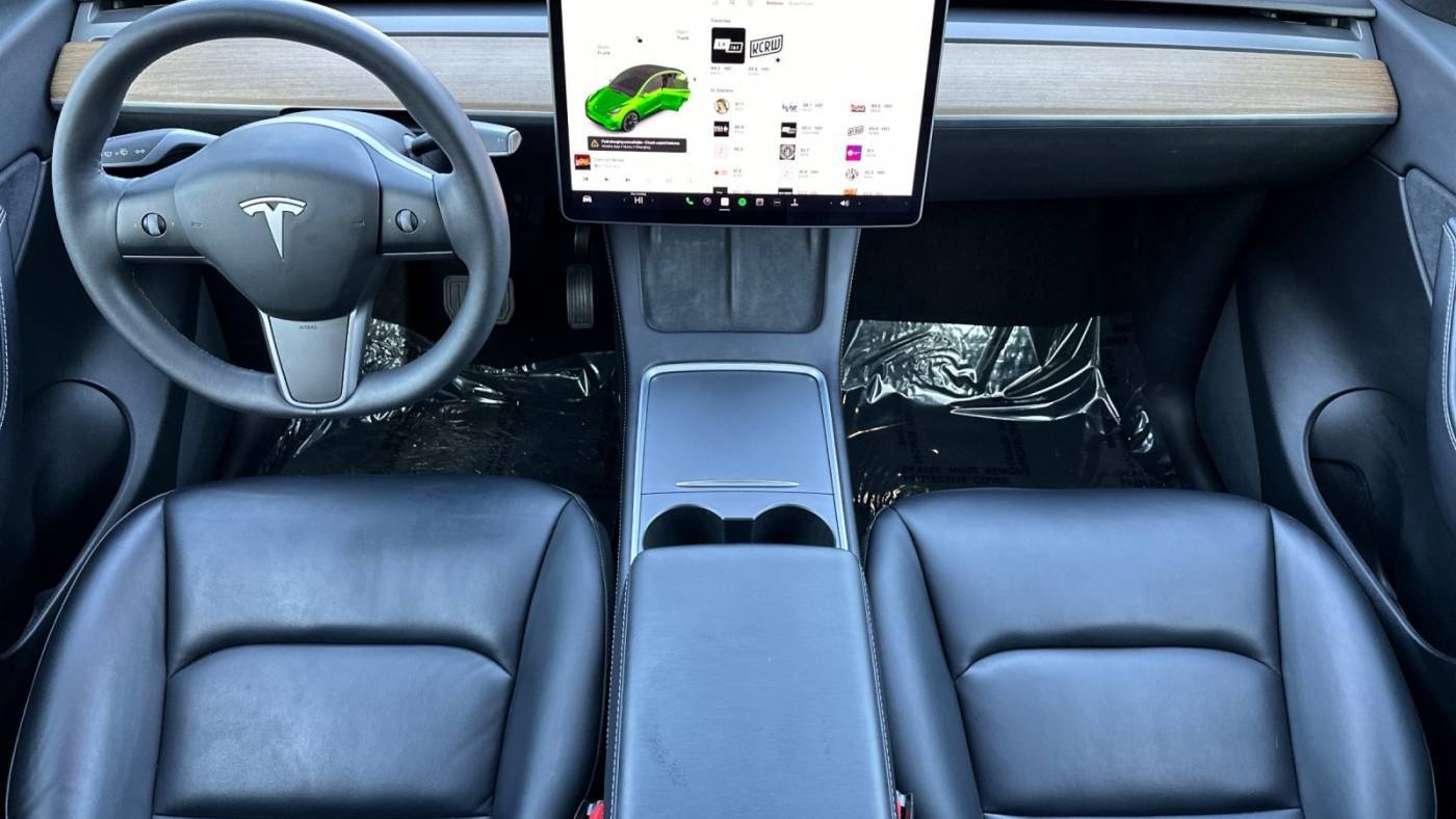 2021 Tesla Model Y 5YJYGAEE0MF272810