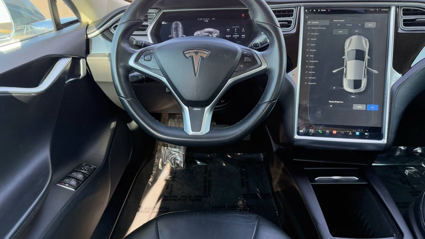 2013 Tesla Model S 5YJSA1AC1DFP11413