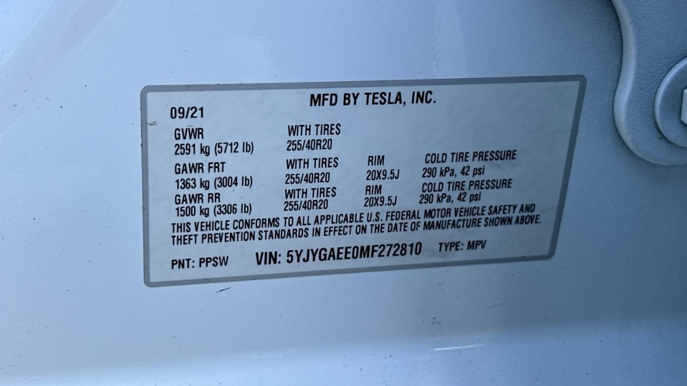 2021 Tesla Model Y 5YJYGAEE0MF272810