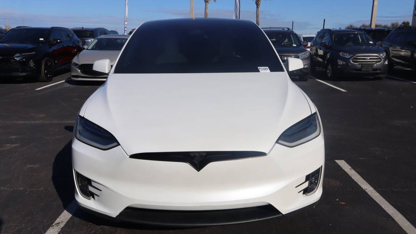 2019 Tesla Model X 5YJXCBE42KF192975