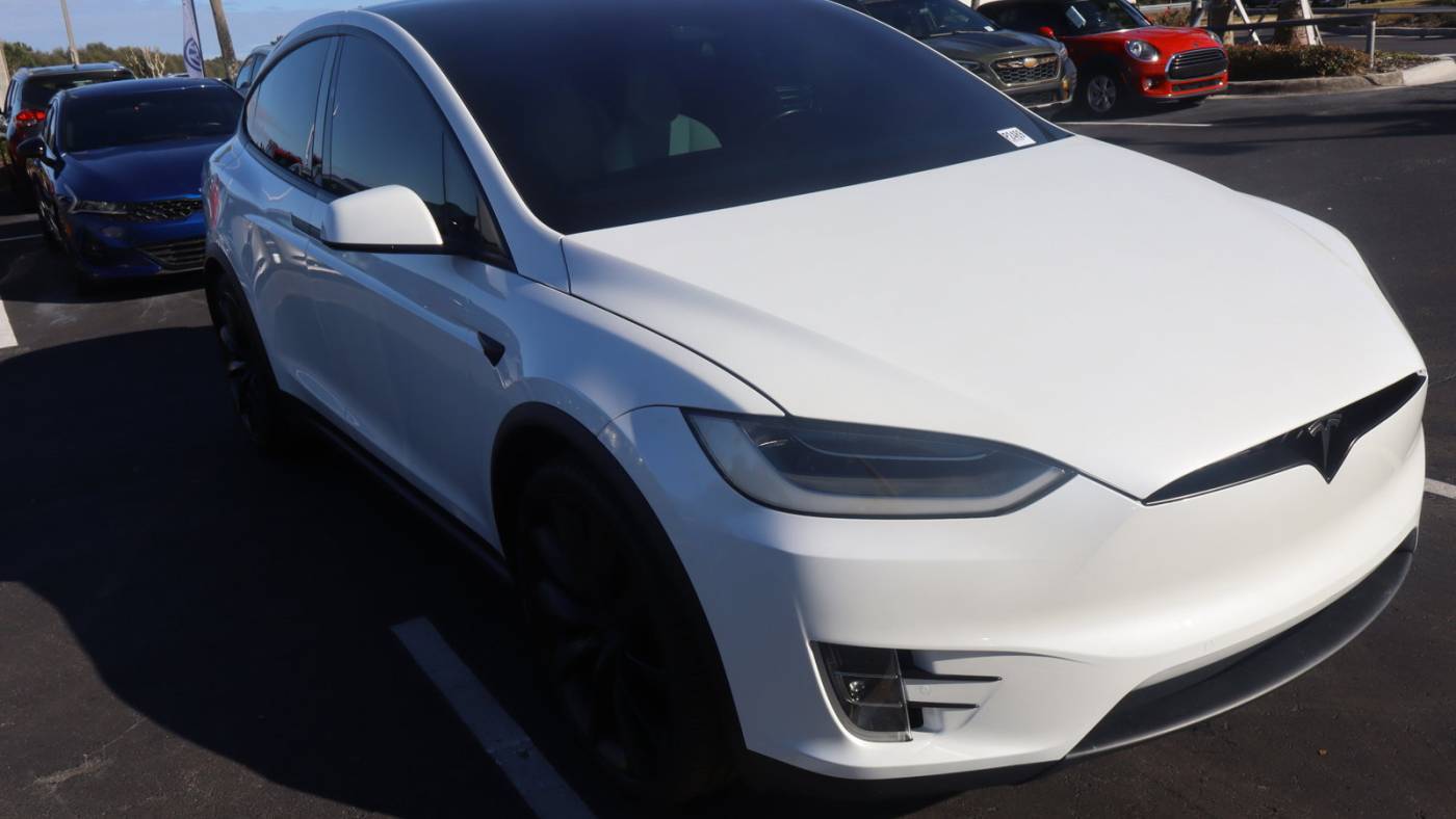 2019 Tesla Model X 5YJXCBE42KF192975