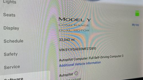 2021 Tesla Model Y 5YJYGAEE0MF272810