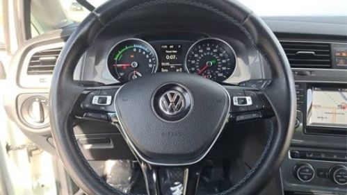 2015 Volkswagen e-Golf WVWPP7AU4FW910017