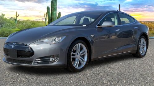 2013 Tesla Model S 5YJSA1AC1DFP11413