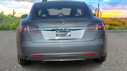 2013 Tesla Model S 5YJSA1AC1DFP11413