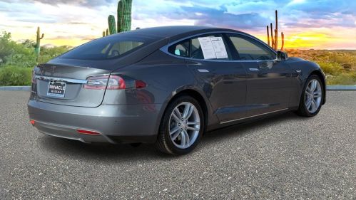 2013 Tesla Model S 5YJSA1AC1DFP11413