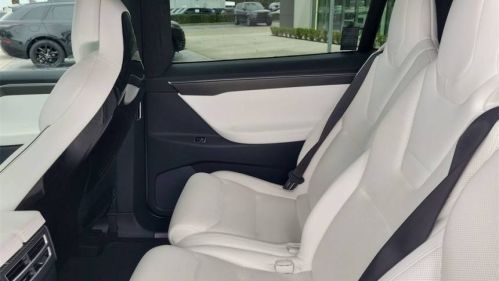 2017 Tesla Model X 5YJXCAE21HF038176