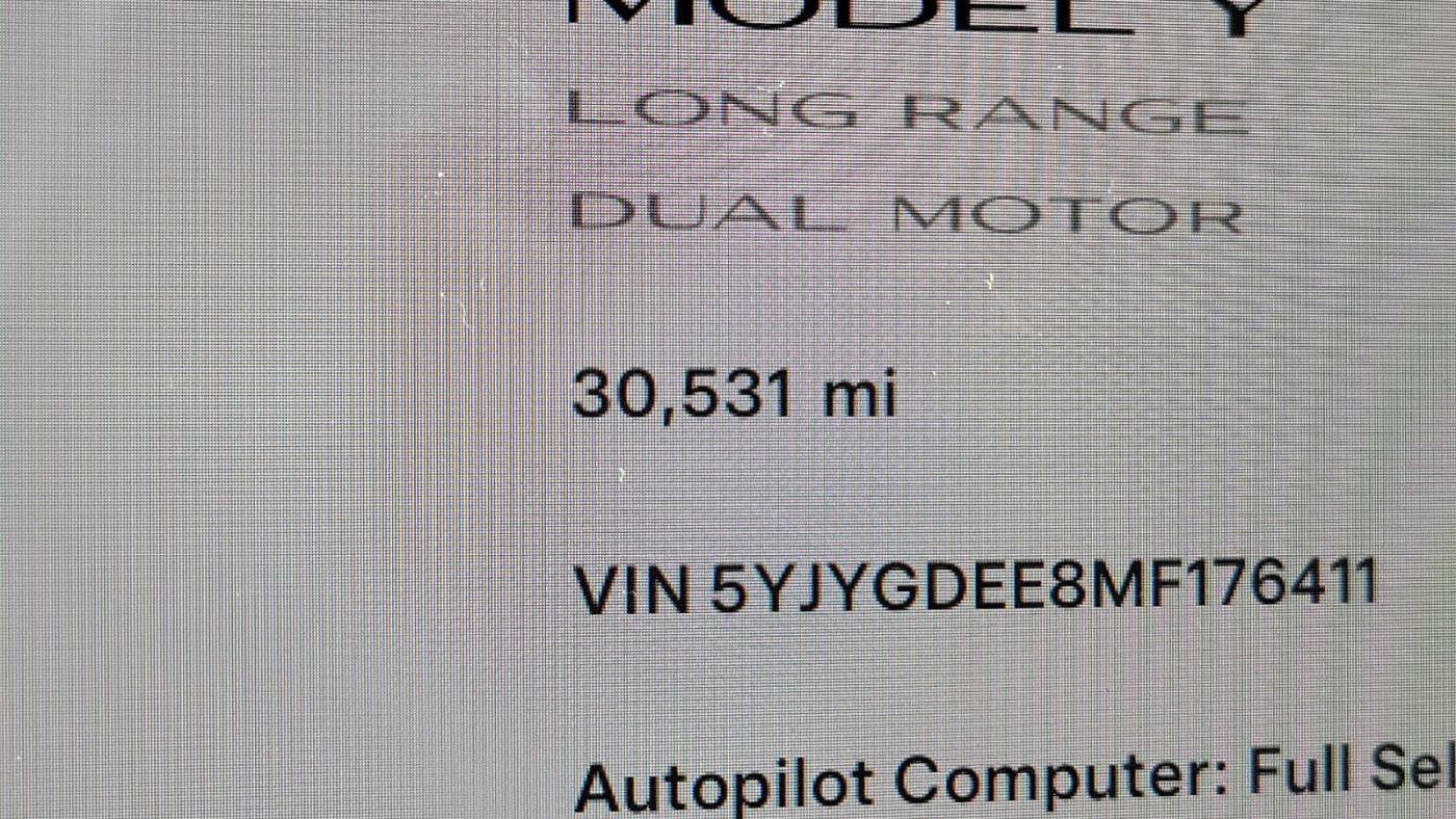 2021 Tesla Model Y 5YJYGDEE8MF176411