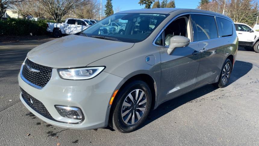 2022 Chrysler Pacifica 2C4RC1L79NR124276