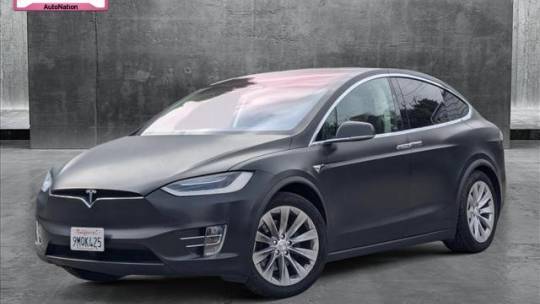 2017 Tesla Model X 5YJXCDE20HF060686