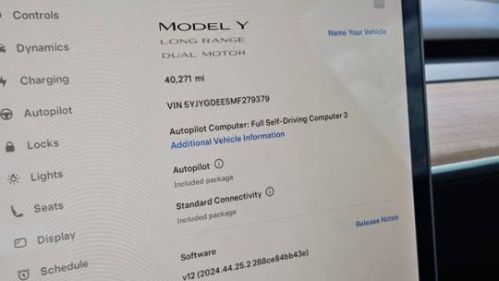 2021 Tesla Model Y 5YJYGDEE5MF279379