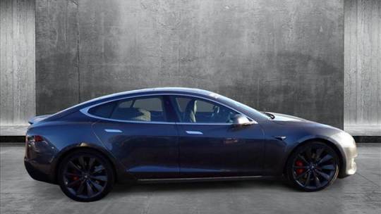 2016 Tesla Model S 5YJSA1E41GF177515