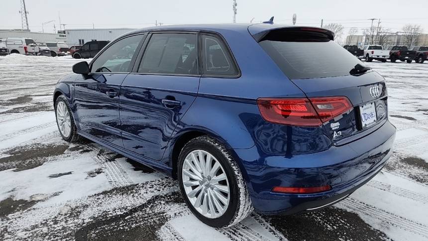 2016 Audi A3 Sportback e-tron WAUUPBFF3GA068671